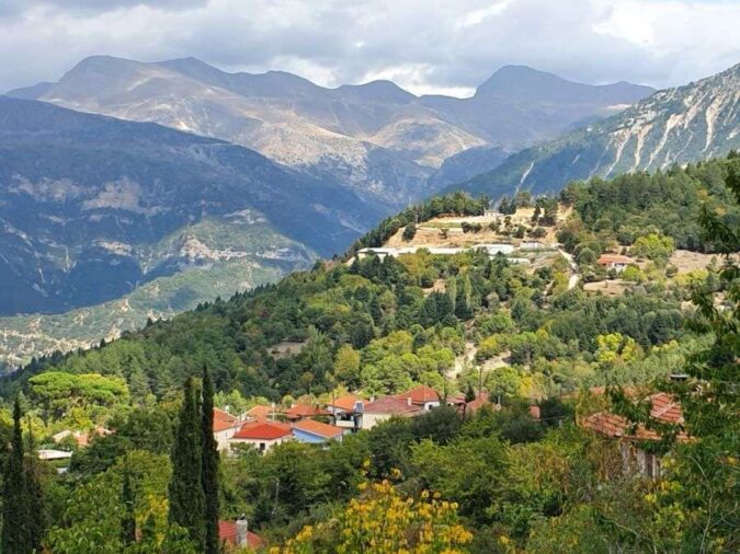 The village of Pramanta in Tzoumerka The village of Pramanta in Tzoumerka, a blend of scenery and atmosphere